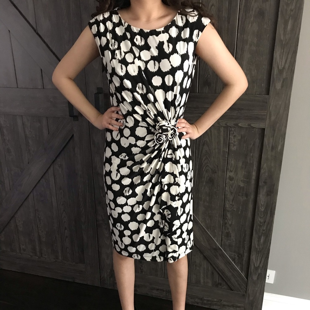 Jones New York Black and White Dress- Size 8